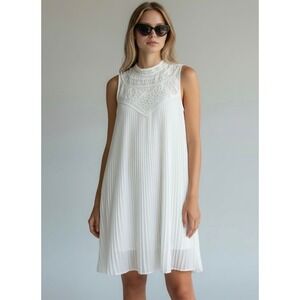 NEW White Crochet Lace‎ Accordian Pleated Sleeveless Dress Size Large